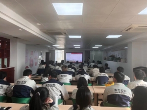 东方特钢组织开展2025年新进大学生半年度成果汇报会